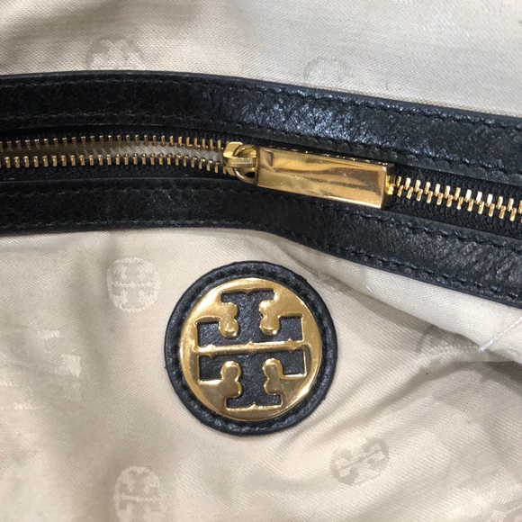 Tory Burch handbag! - Picture 10 of 13